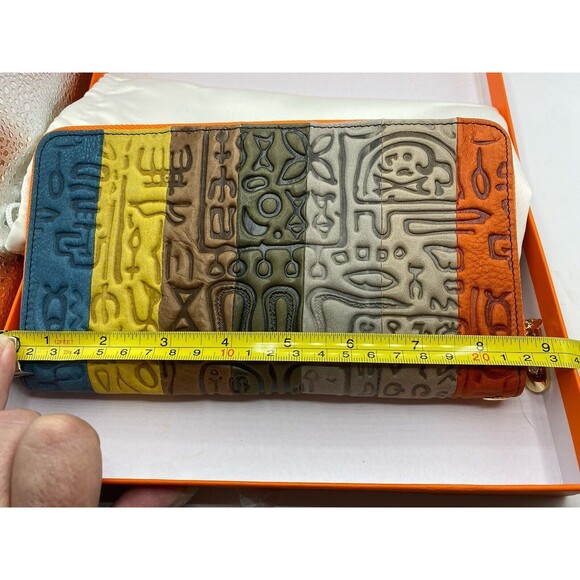 Walk Arrive Women’s Leather Tribal Hieroglyphics Multi Colors Wristlet Purse Boh - Picture 9 of 10